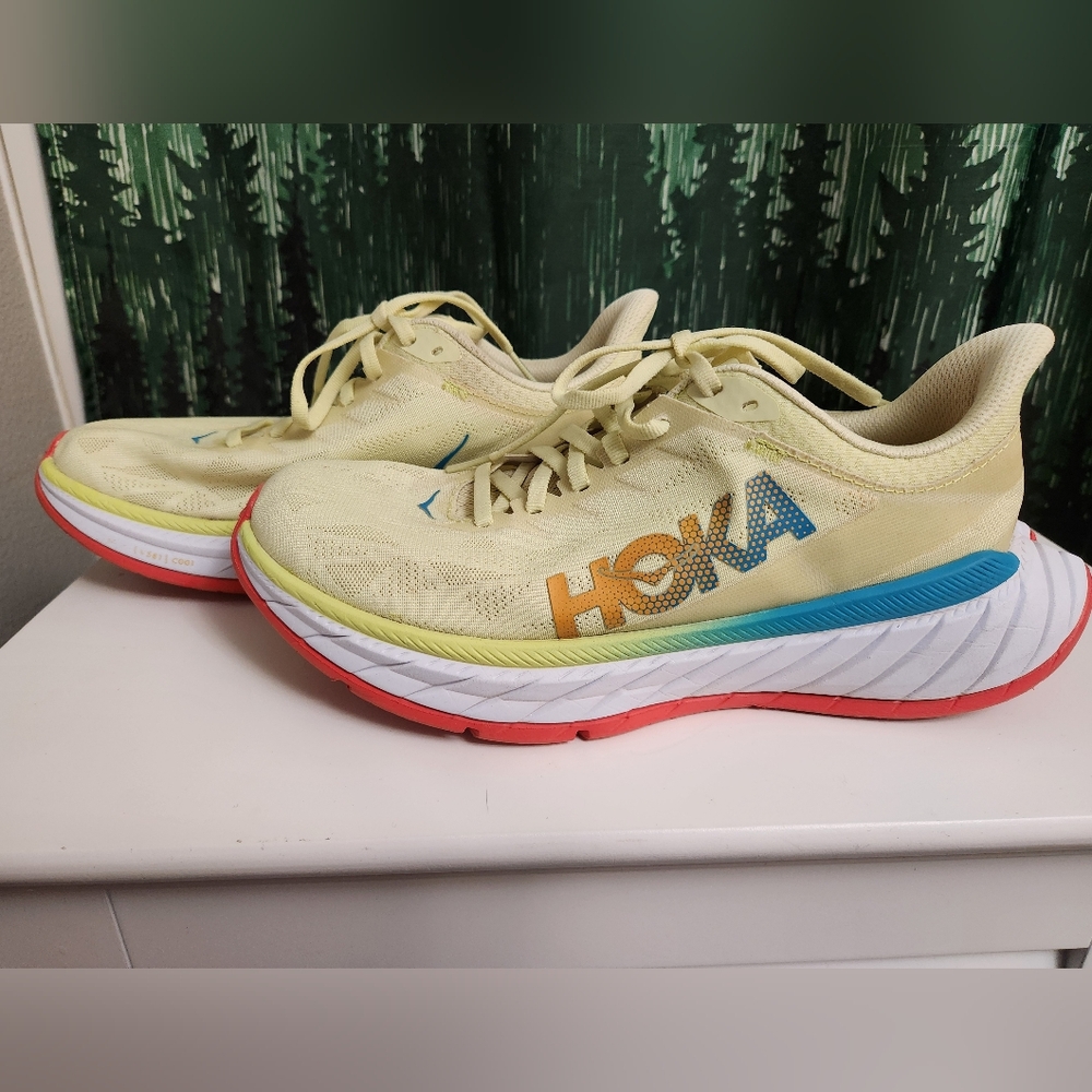 Hoka One One Running Shoes (Size 8)